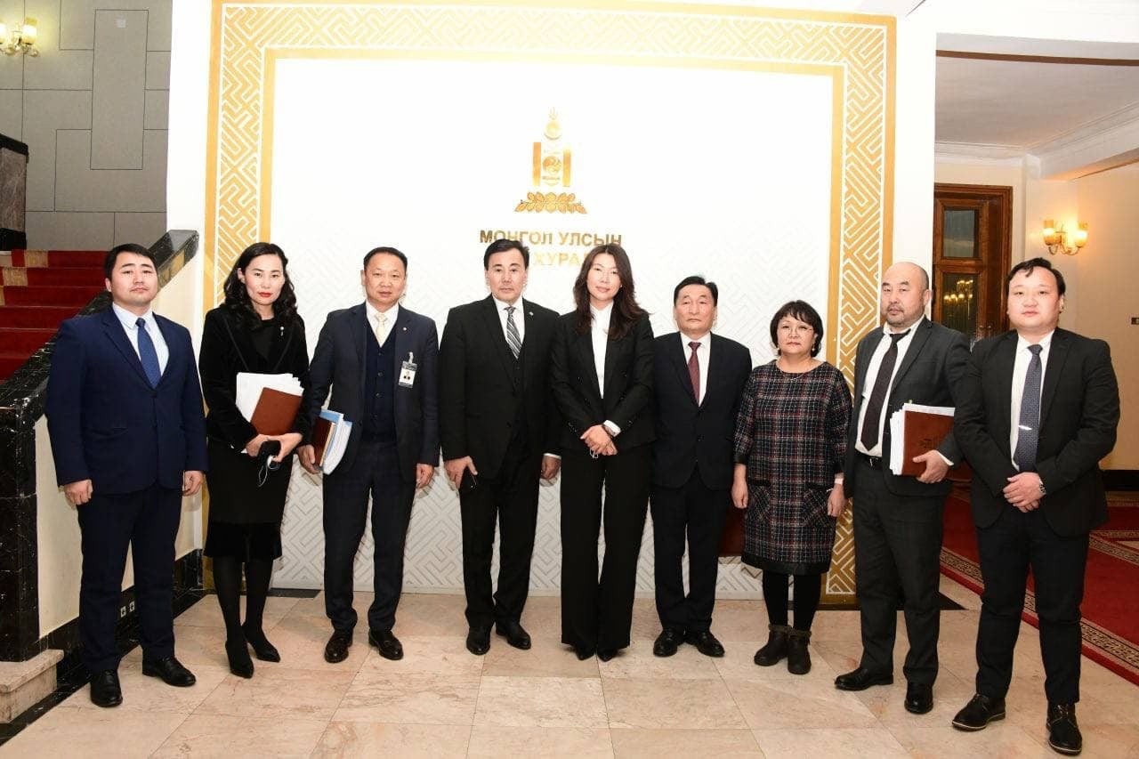蒙古国大呼拉尔批准了‘’自由区法‘’修正案。